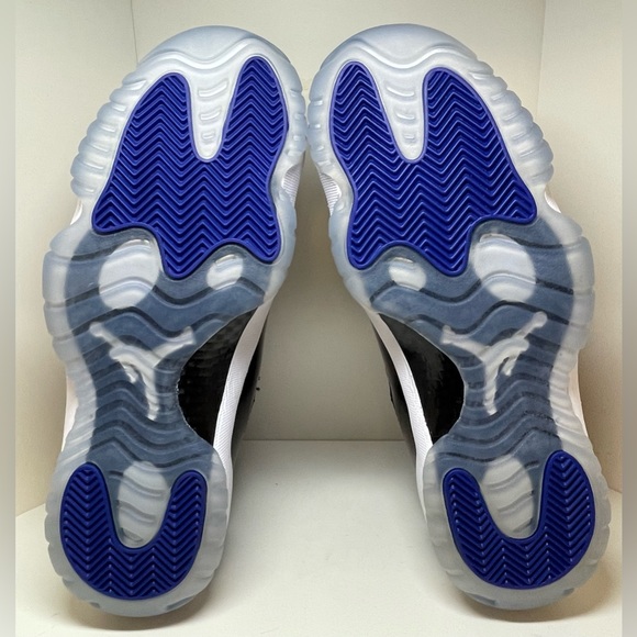 Air Jordan 11 ‘Space Jam’ - Picture 6 of 8